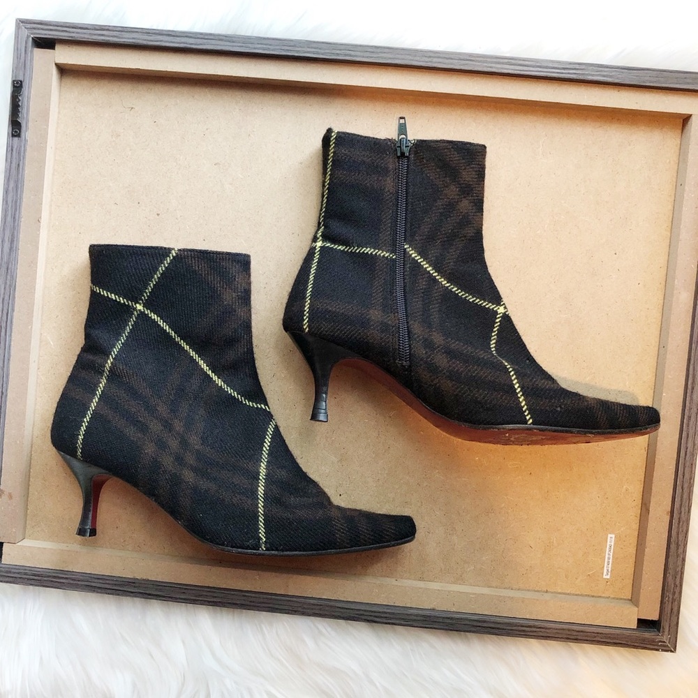 Burberry Nova Check Plaid Wool Ankle Boots - Brown, Black